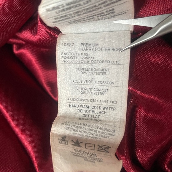 Harry Potter Deluxe Gryffindor Robe with Ron Weasley Wand  Kids Medium Universal - Picture 6 of 13